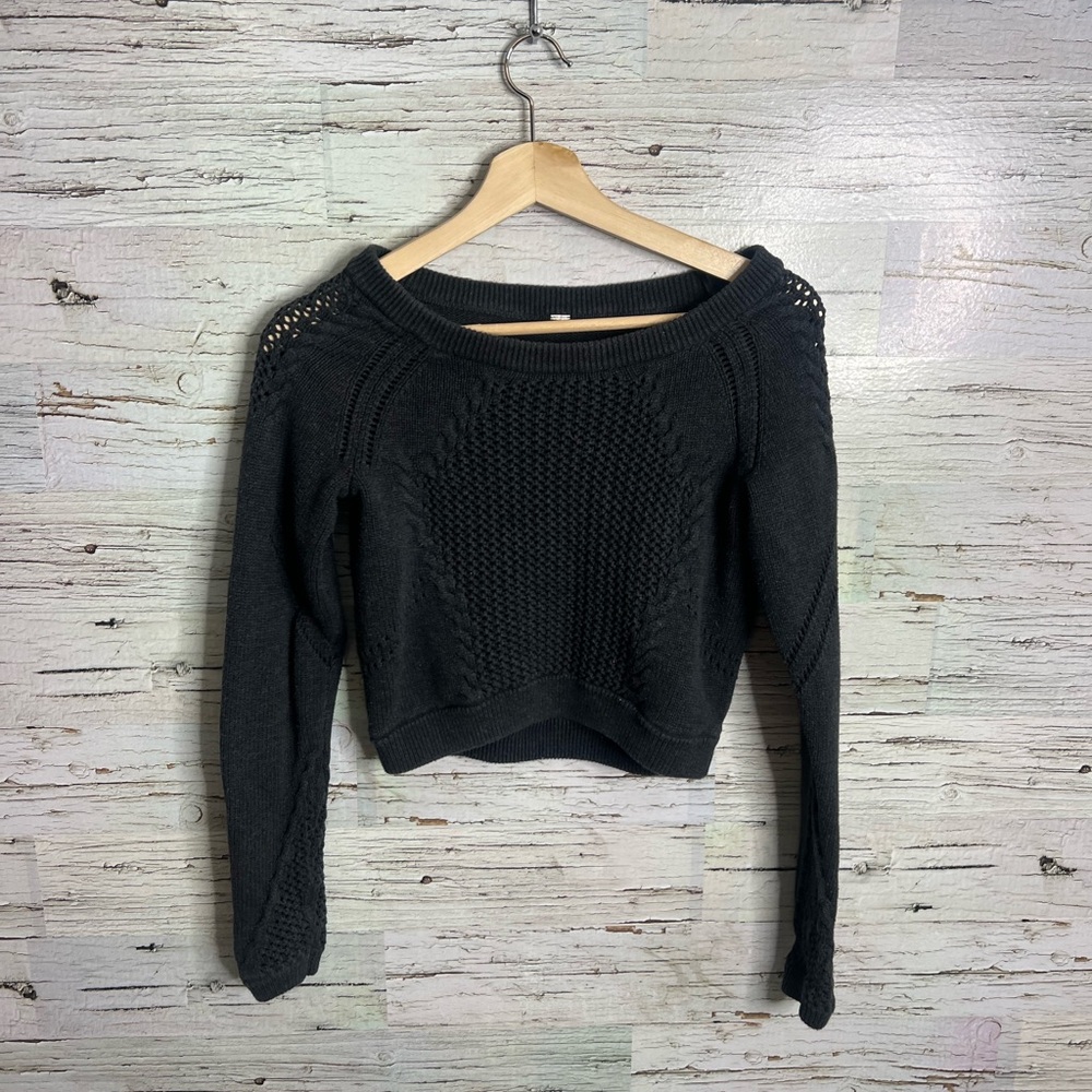 Lululemon Be Present Pullover Cropped Knit Sweater Gray size 4